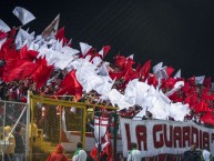 Foto: "LGARS en Techo" Barra: La Guardia Albi Roja Sur • Club: Independiente Santa Fe • País: Colombia