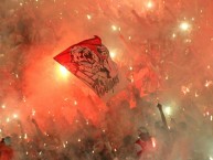 Foto: "BENGALAZO NOVENA ESTRELLA 2016" Barra: La Guardia Albi Roja Sur • Club: Independiente Santa Fe