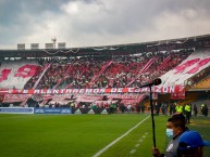 Foto: "LGARS // miyoz VS Santa Fe - Cuadrangulares Liga Betplay 2022-2" Barra: La Guardia Albi Roja Sur • Club: Independiente Santa Fe