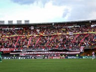 Foto: "LGARS // Santa Fe vs equidad - Liga Betplay 2023-2" Barra: La Guardia Albi Roja Sur • Club: Independiente Santa Fe • País: Colombia