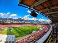 Foto: Barra: La Guardia Albi Roja Sur • Club: Independiente Santa Fe