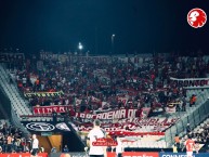 Foto: "vs Corinthians Copa Libertadores 2026" Barra: La Guardia Albi Roja Sur &bull; Club: Independiente Santa Fe &bull; País: Colombia
