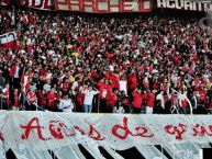 Foto: Barra: La Guardia Albi Roja Sur • Club: Independiente Santa Fe • País: Colombia