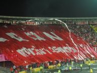 Foto: Barra: La Guardia Albi Roja Sur • Club: Independiente Santa Fe