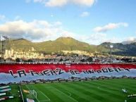 Foto: Barra: La Guardia Albi Roja Sur • Club: Independiente Santa Fe