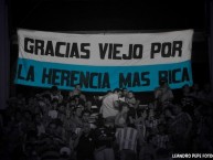 Foto: "Gracias viejo por la herencia mas rica" Barra: La Guardia Imperial • Club: Racing Club • País: Argentina