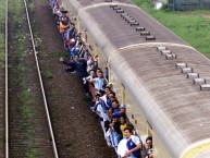 Foto: "Copando el tren" Barra: La Guardia Imperial • Club: Racing Club • País: Argentina