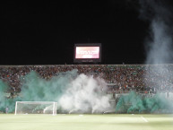 Foto: Barra: La Guardia Puyutana &bull; Club: Sportivo Desamparados &bull; País: Argentina