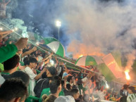 Foto: Barra: La Guardia Puyutana &bull; Club: Sportivo Desamparados &bull; País: Argentina