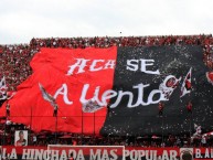 Foto: "ACA SE ALIENTA" Barra: La Hinchada Más Popular • Club: Newell's Old Boys • País: Argentina