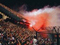 Foto: Barra: La Hinchada Más Popular • Club: Newell's Old Boys • País: Argentina