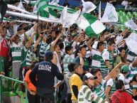 Foto: Barra: La Komún • Club: Santos Laguna • País: México