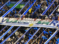 Foto: "Amistad Fluminense" Barra: La Pandilla de Liniers • Club: Vélez Sarsfield