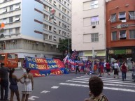 Foto: "De Cerro Porteño se Nace no se Hace... desde 1912" Barra: La Plaza y Comando • Club: Cerro Porteño