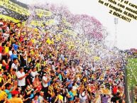 Foto: Barra: La Raza Aurinegra • Club: Guaraní de Asunción