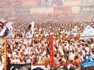 Foto: Barra: La Ultra Blanca y Barra Brava 96 • Club: Alianza