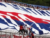 Foto: Barra: La Ultra Fiel • Club: Club Deportivo Olimpia • País: Honduras