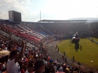 Foto: "La ultra fiel en el partido Olimpia vs el vecino" Barra: La Ultra Fiel • Club: Club Deportivo Olimpia