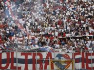 Foto: Barra: La Ultra Fiel • Club: Club Deportivo Olimpia • País: Honduras