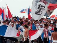 Foto: Barra: La Ultra Fiel • Club: Club Deportivo Olimpia • País: Honduras