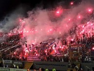 Foto: Barra: La Ultra Fiel • Club: Club Deportivo Olimpia