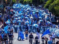 Foto: "Caravana" Barra: La Vieja Escuela • Club: Bolívar