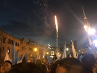 Foto: "Caravana por el nuevo campeonato" Barra: La Vieja Escuela • Club: Bolívar • País: Bolívia