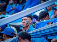 Foto: "Hincha bolivarista en el clásico boliviano 2024" Barra: La Vieja Escuela • Club: Bolívar • País: Bolívia