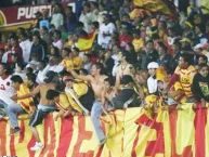 Foto: Barra: Locura 81 • Club: Monarcas Morelia • País: México