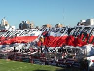 Foto: Barra: Los Borrachos de Morón • Club: Deportivo Morón