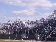 Foto: Barra: Los Borrachos del Mastil • Club: Altos Hornos Zapla • País: Argentina