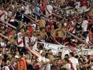 Foto: Barra: Los Borrachos del Tablón • Club: River Plate