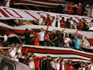 Foto: Barra: Los Borrachos del Tablón • Club: River Plate