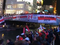 Foto: "Banderazo de River Plate en Japón (14-12-2015)" Barra: Los Borrachos del Tablón • Club: River Plate • País: Argentina