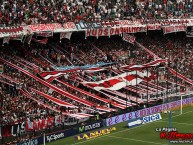 Foto: "Frente a Racing Club en El Cilindro" Barra: Los Borrachos del Tablón • Club: River Plate • País: Argentina