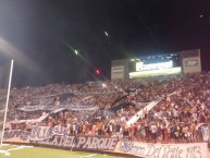 Foto: "Gloriosos caudillos" Barra: Los Caudillos del Parque • Club: Independiente Rivadavia • País: Argentina