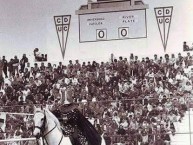 Foto: Barra: Los Cruzados • Club: Universidad Católica