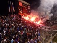 Foto: Barra: Los Cruzados • Club: Universidad Católica