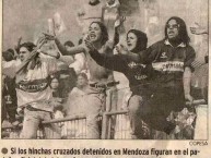 Foto: "Vieja Escuela" Barra: Los Cruzados • Club: Universidad Católica