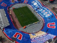 Foto: "telón tapa tribuna 2024" Barra: Los de Abajo • Club: Universidad de Chile - La U