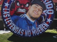 Foto: "Bombo Gigante" Barra: Los de Abajo &bull; Club: Universidad de Chile - La U