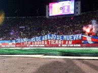 Foto: "Cuando Los de Abajo se mueven, los de arriba tiemblan" Barra: Los de Abajo &bull; Club: Universidad de Chile - La U