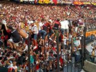 Foto: Barra: Los de Siempre • Club: Colón