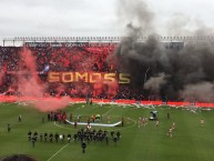 Foto: Barra: Los de Siempre • Club: Colón