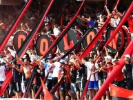 Foto: Barra: Los de Siempre • Club: Colón