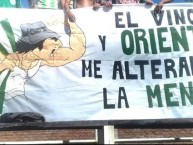 Foto: "El vino y Oriente me alteran la mente" Barra: Los de Siempre • Club: Oriente Petrolero