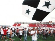 Foto: "VUELTA OLIMPICA CAMPEÃ’N APERTURA LMF 97 VISITANTE EN CNAHCA DE SAN MARTIN MZA" Barra: Los Famosos 33 • Club: Gimnasia y Esgrima de Mendoza