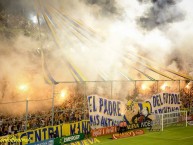 Foto: "El padre más antiguo del fútbol argentino" Barra: Los Guerreros • Club: Rosario Central