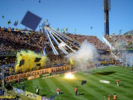 Foto: "Clásico Rosarino 23/10/2016 - RosarioCentral.Org" Barra: Los Guerreros • Club: Rosario Central • País: Argentina