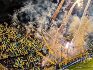 Foto: Barra: Los Guerreros &bull; Club: Rosario Central